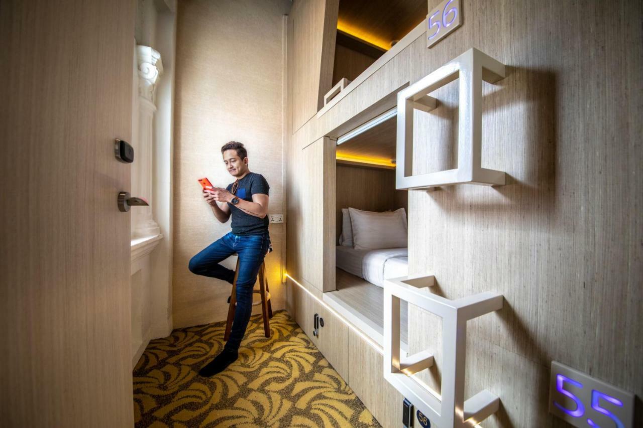 Cube Boutique Capsule Hotel At Kampong Glam Singapore Exterior photo