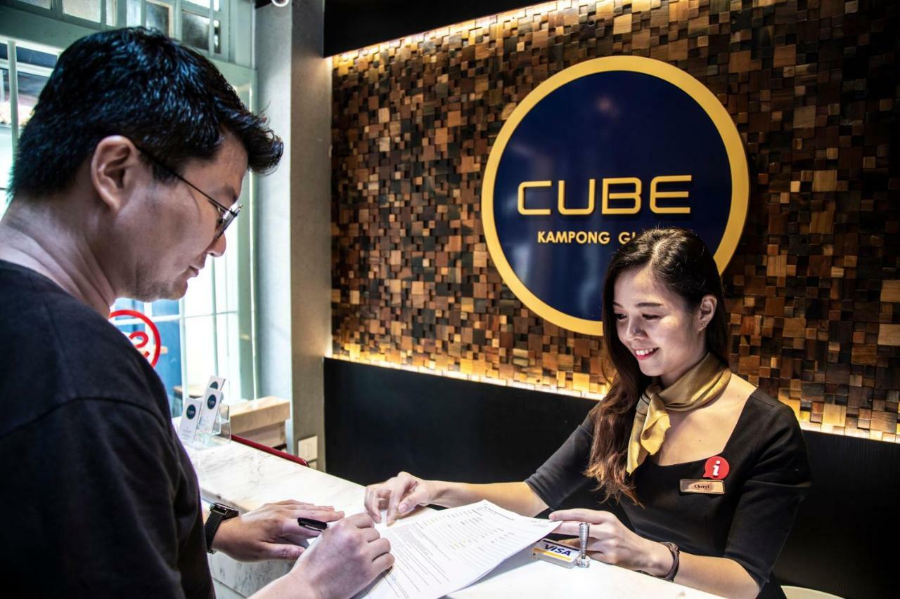 Cube Boutique Capsule Hotel At Kampong Glam Singapore Exterior photo